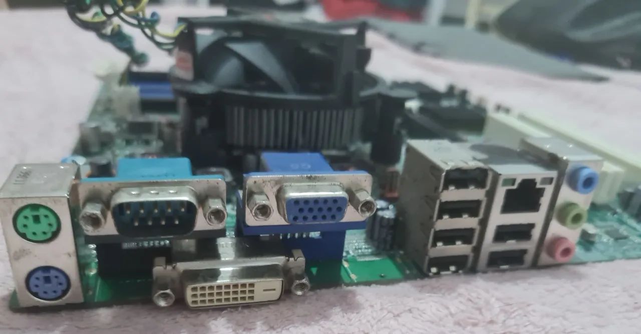 Placa mãe Semp Toshiba (STI) - Foto 2