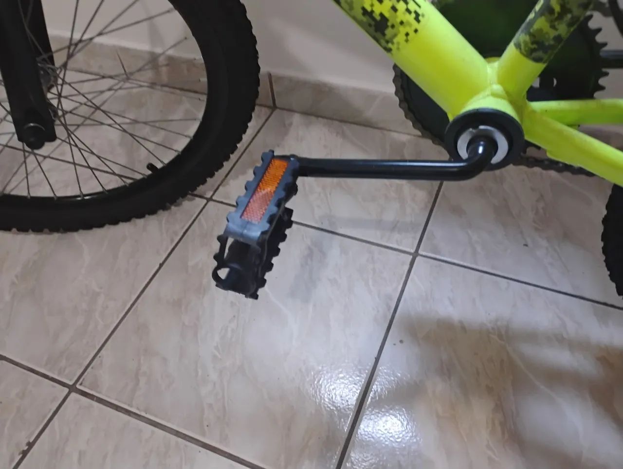 Vendo bicicleta infantil nova  - Foto 4