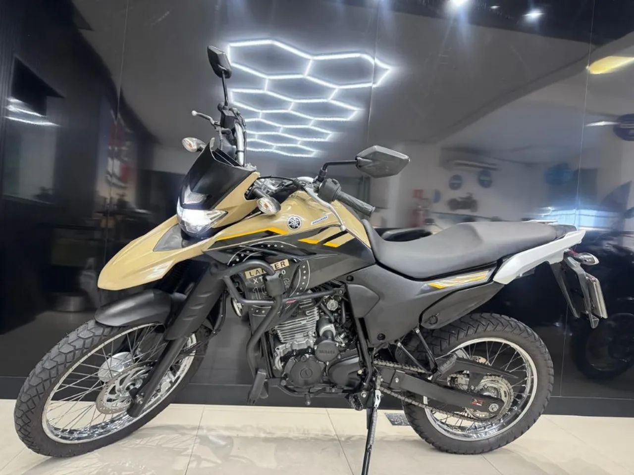 XTZ 250 LANDER ABS 2023 R$ 24.900,00 - Foto 3