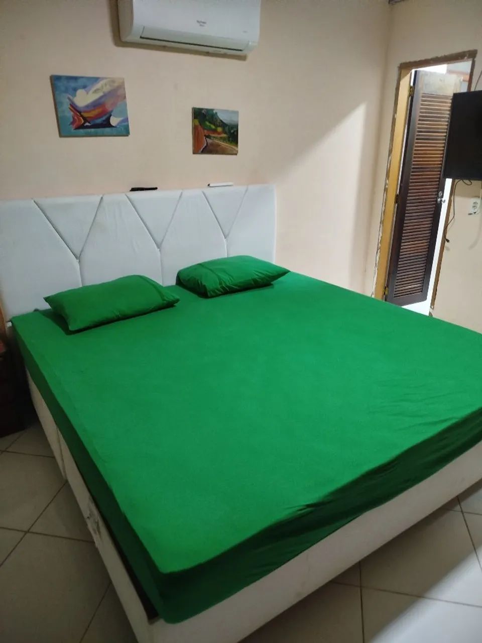 Cama king size com colchão Ortobom e cabeceira  - Foto 3