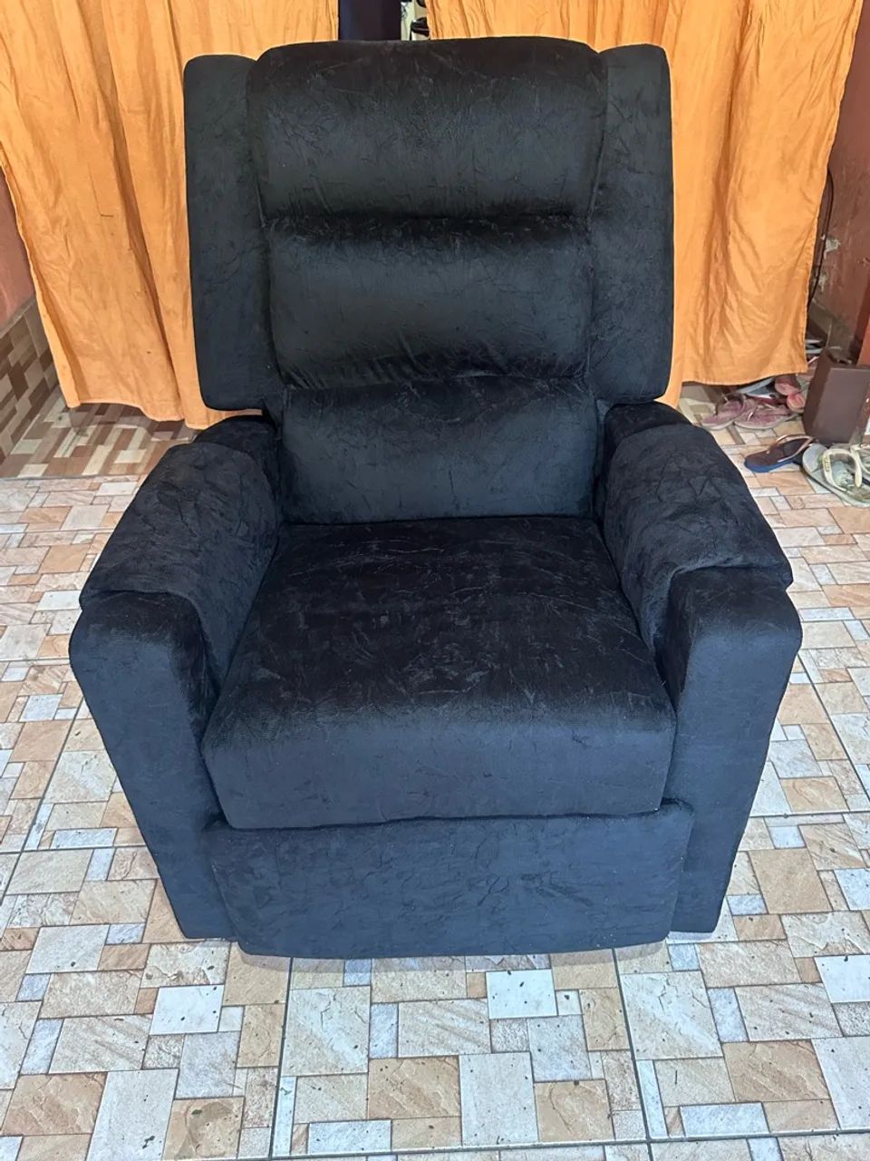 POLTRONA RECLINÁVEL NOVA R$:550 COM ENTREGA WATTSZAP: *