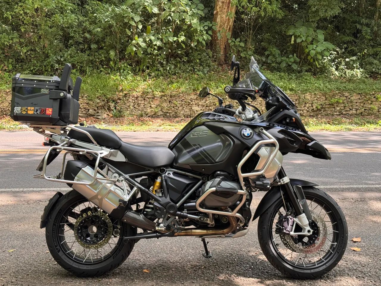 GSA R1250 Triple Black
