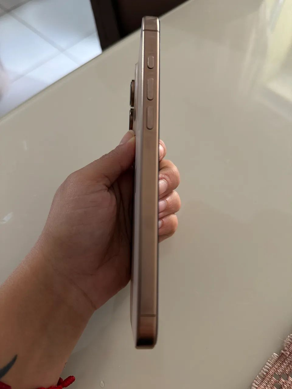 Iphone 16 pro max - Foto 2