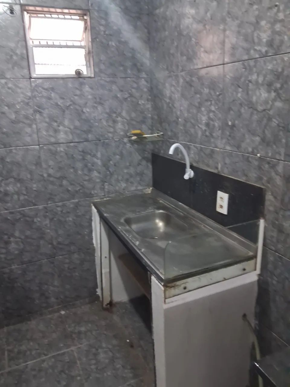 Alugo apto 2 qtos.