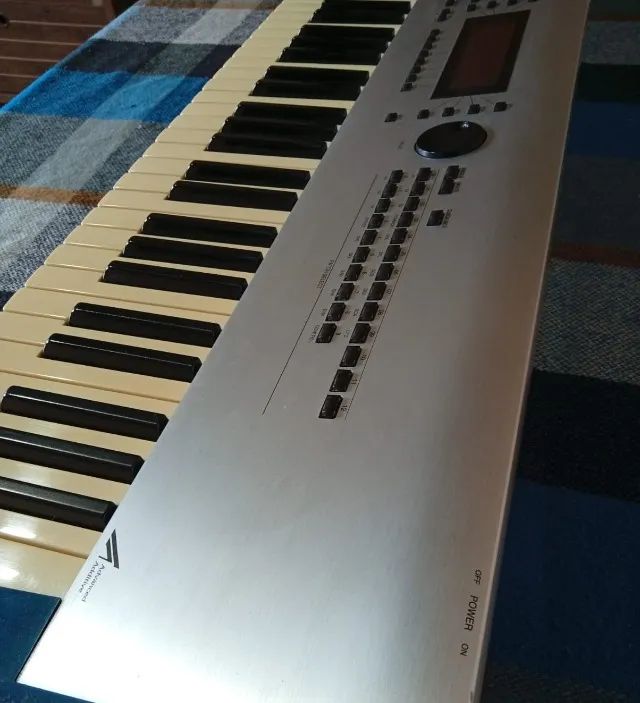 LEIA A DESCRIÇÃO** SINTETIZADOR ADITIVO KAWAI K5000s **LEIA A