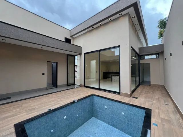 Vendo casa nova e moderna em Arniqueira