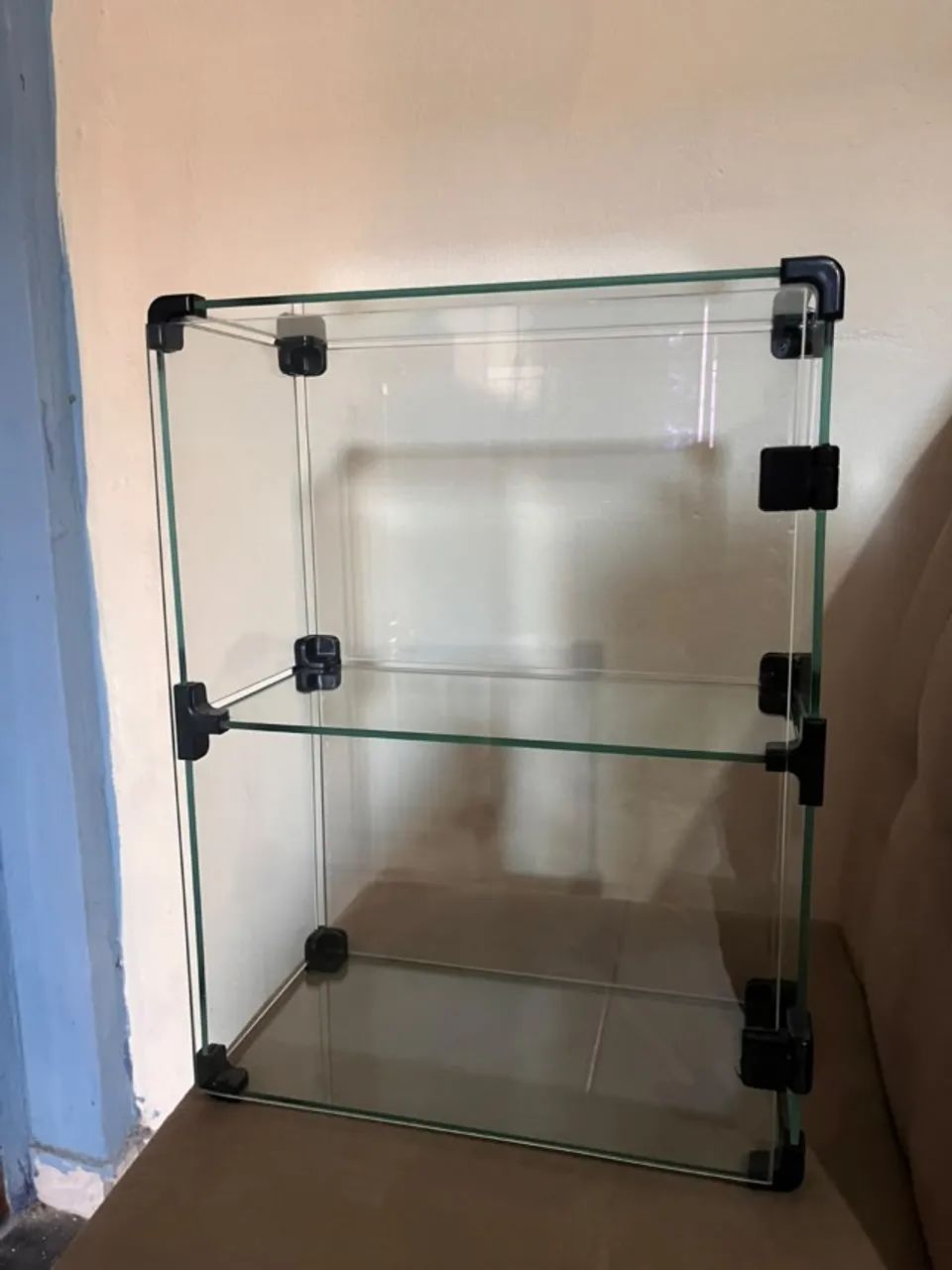 Expositor de Vidro com Porta