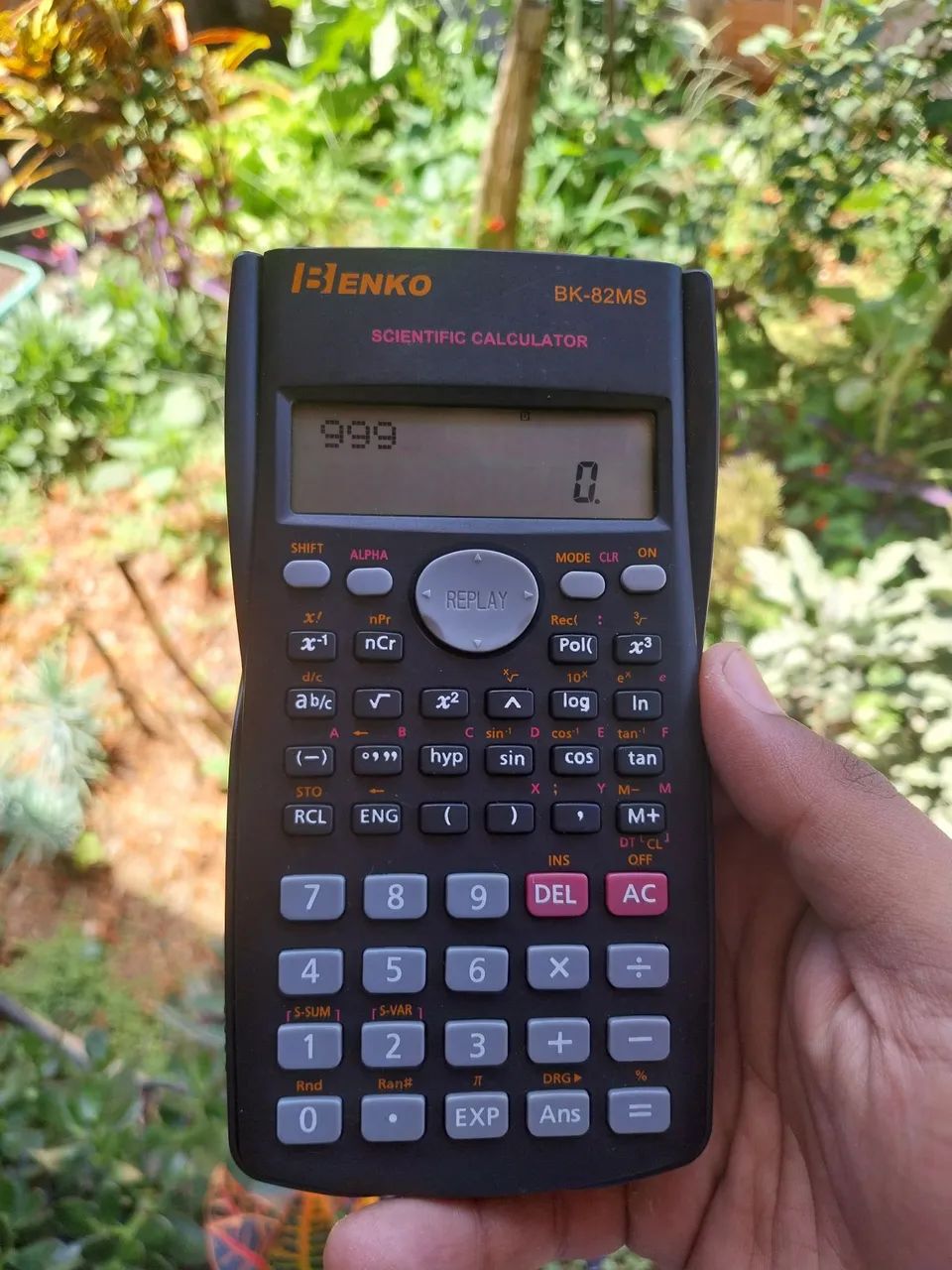 Calculadora Científica Benko BK-82MS
