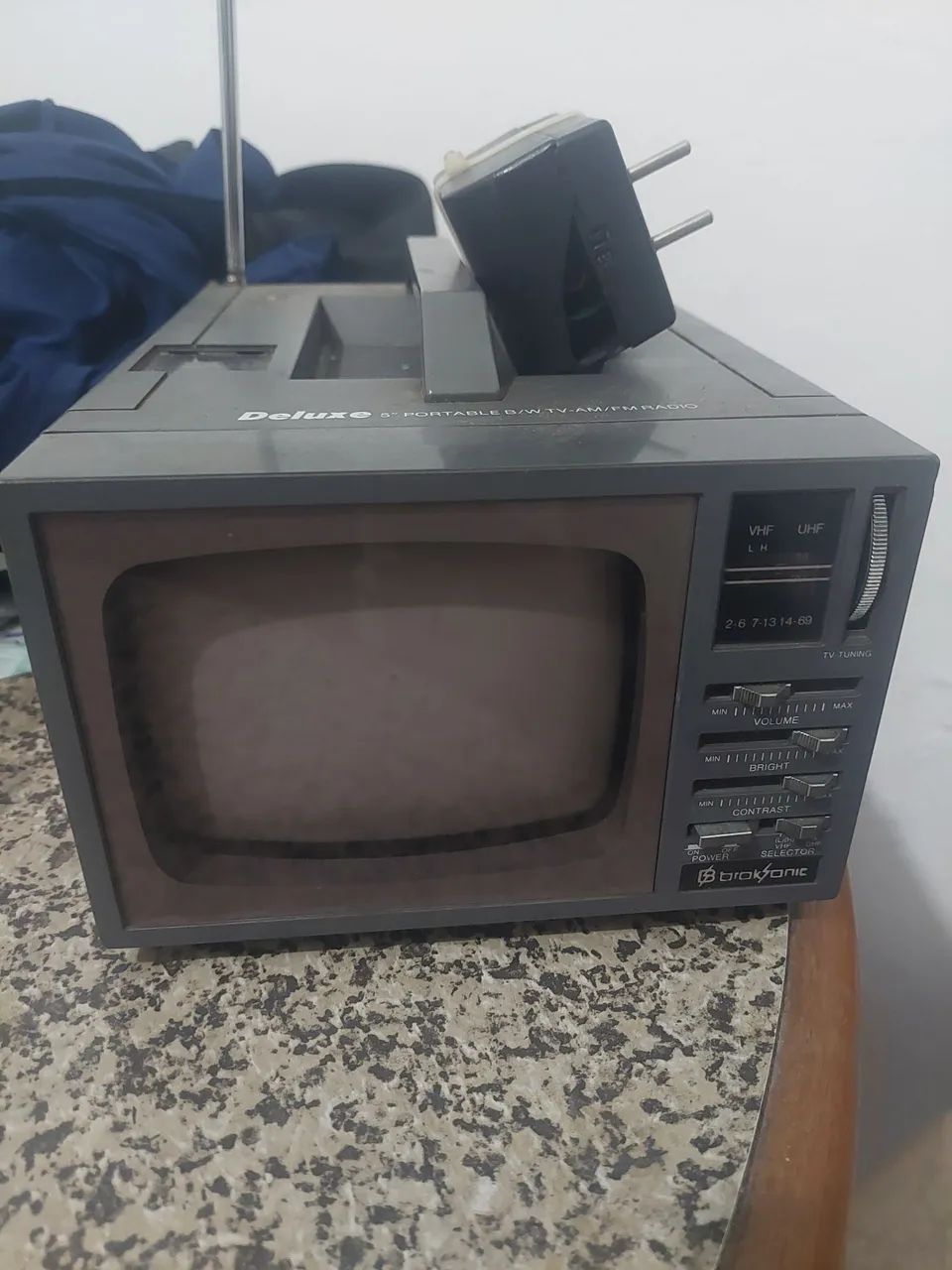 TV do tempo da minha vó 