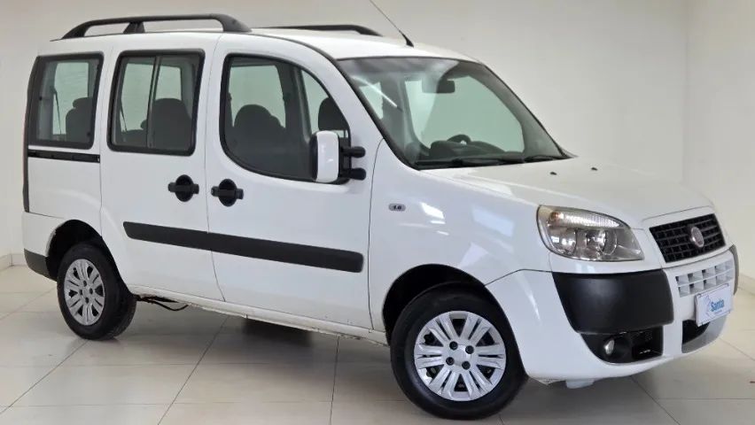 Fiat Doblo ESSENCE 1.8 16V FLEX 2014