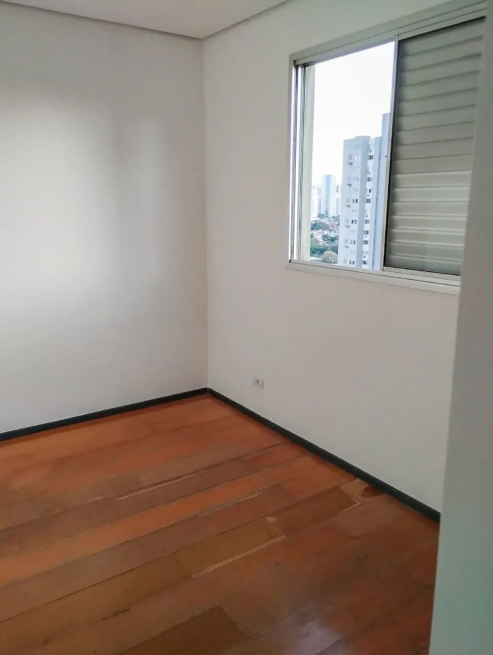 Apartamento para alugar no Edifício Saint Germain, Londrina - Foto 5