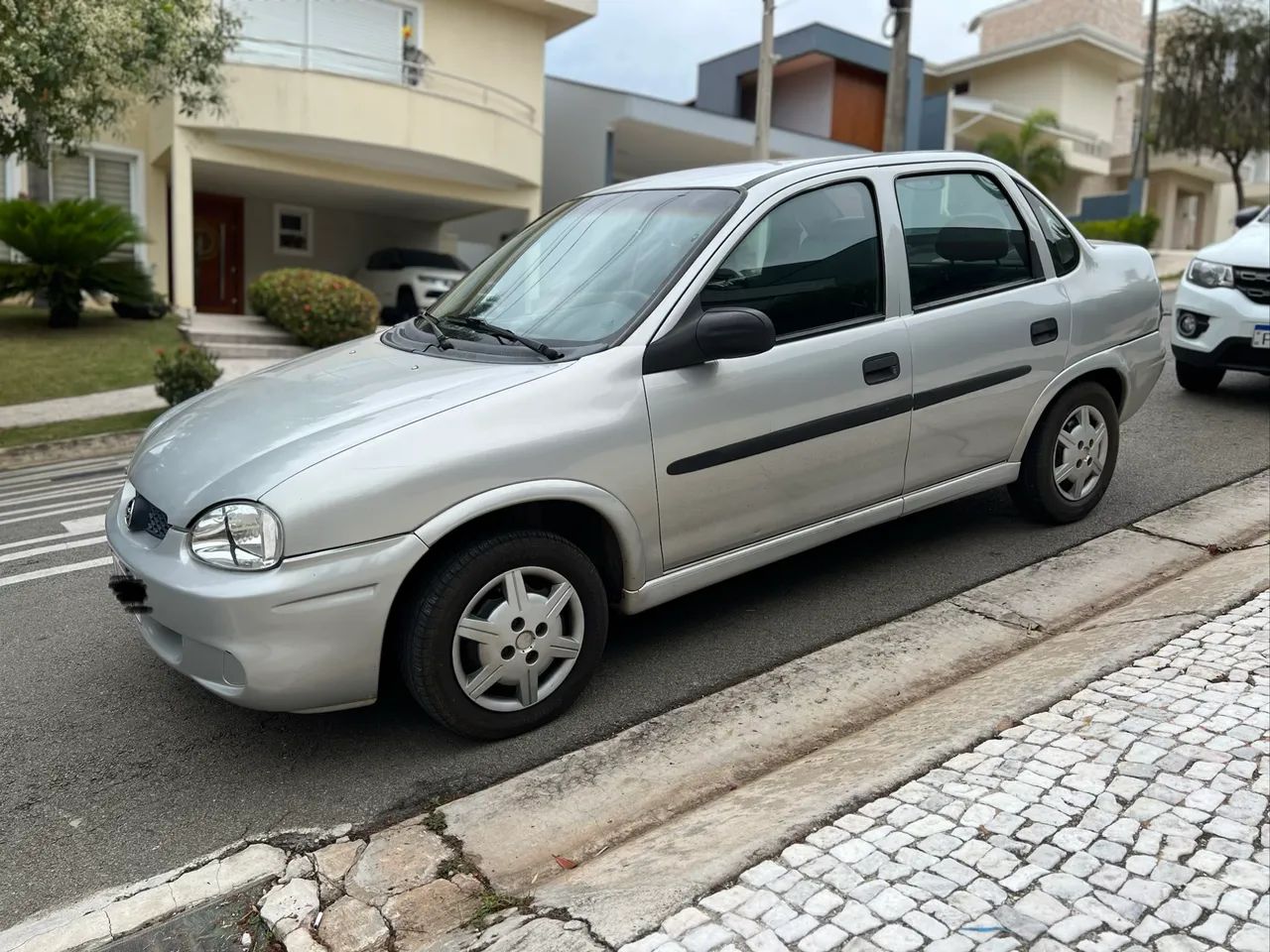 Chevrolet Corsa Super 1.6 MPFI 8V 5P 2002