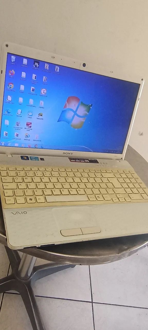 Notebook SONY VAIO CORE i3  - Foto 2
