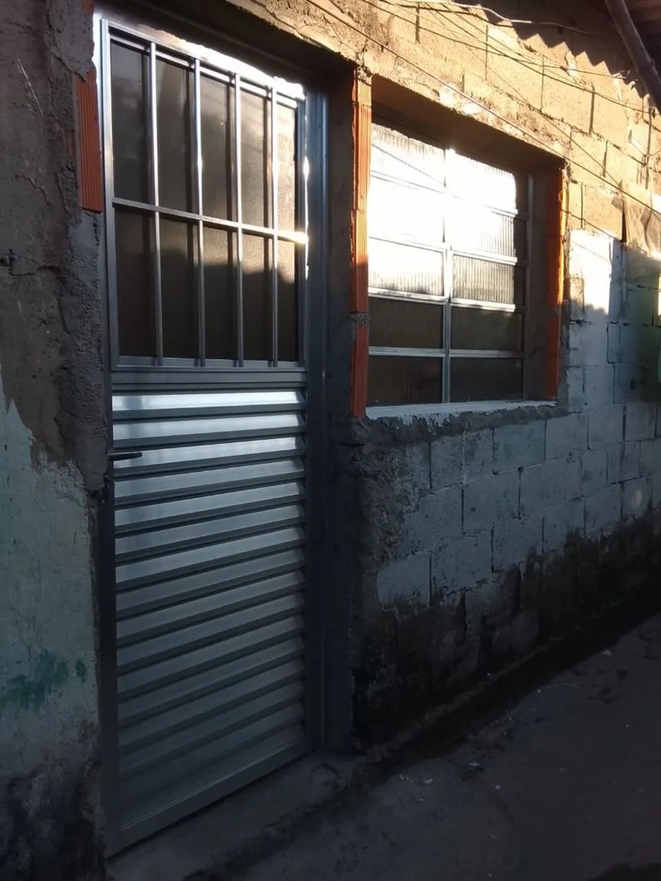 Aluminum door and aluminum-framed glass window