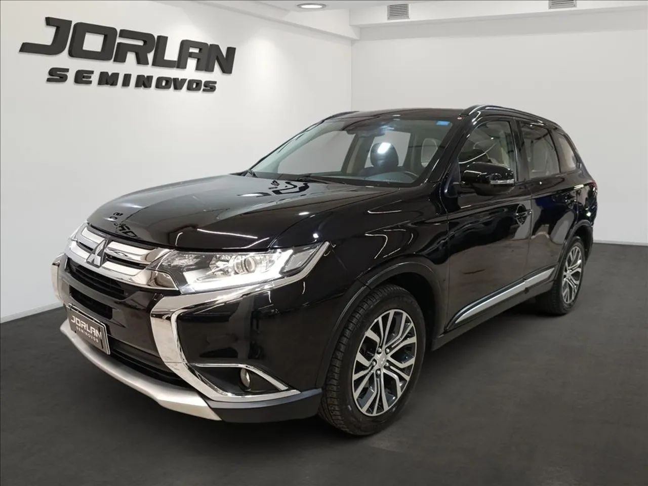 Mitsubishi Outlander 2016