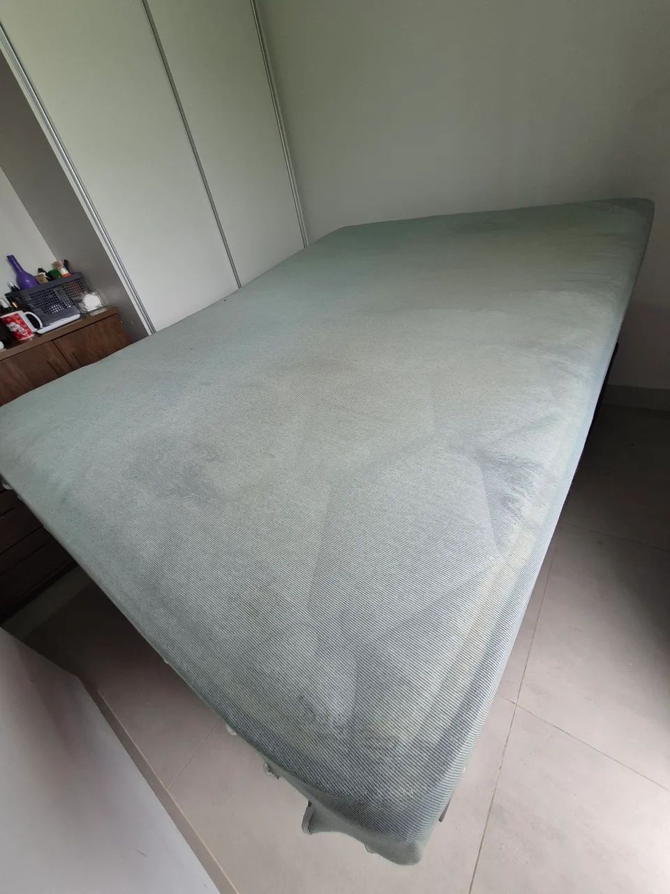 Vende colchão  de casal Queen - Foto 3