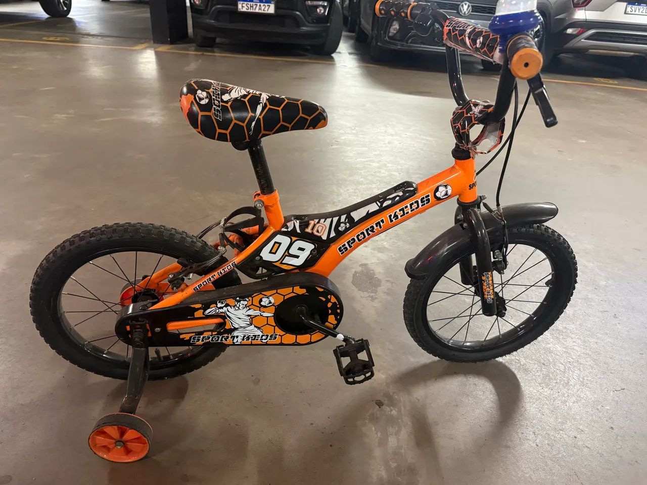 Bicicleta infantil com rodinhas - Foto 2