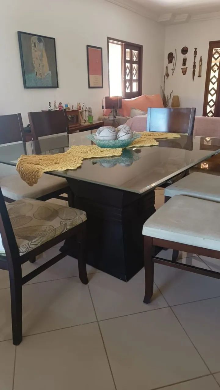 Mesa de jantar com 6 cadeiras