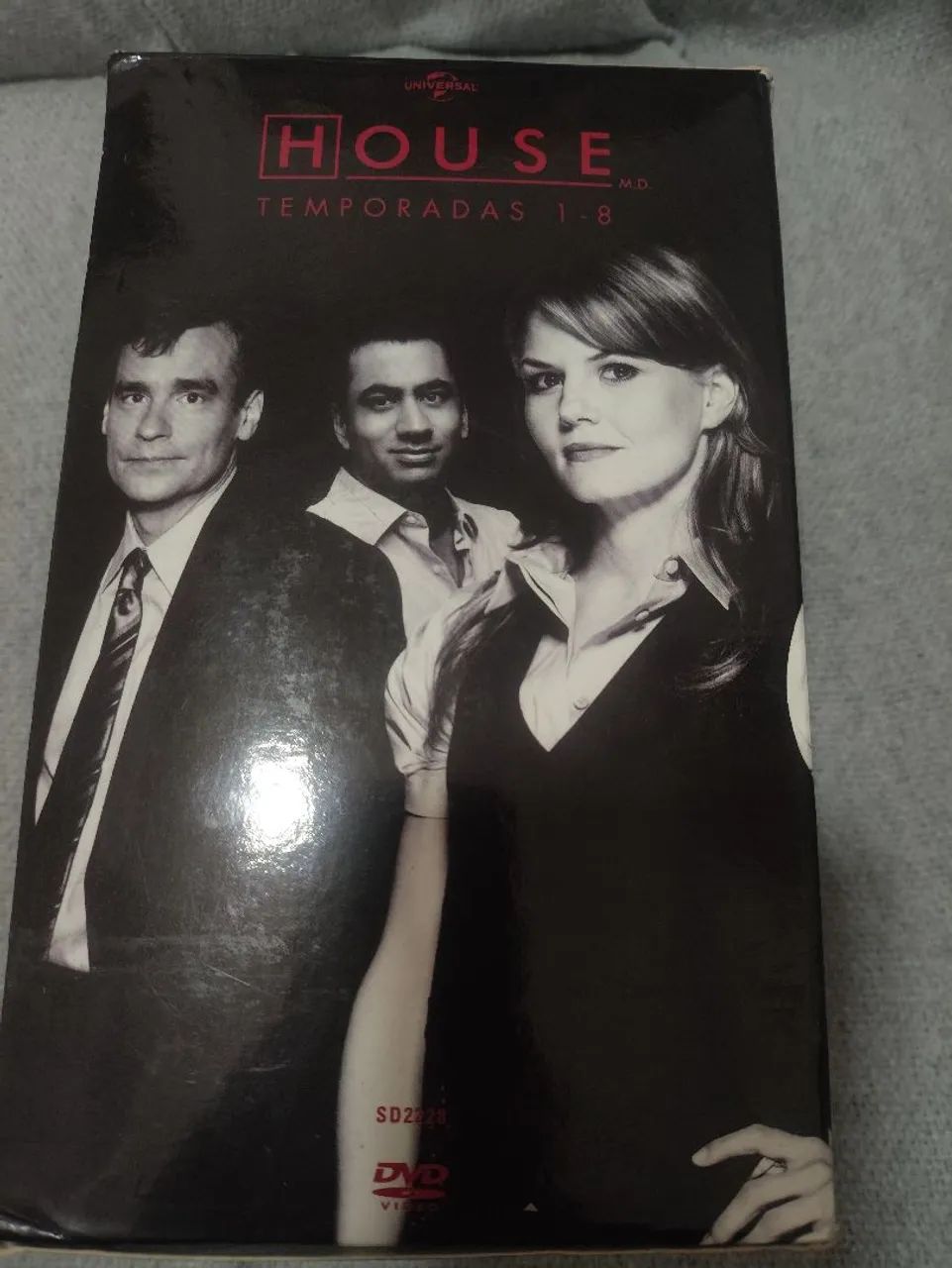 BOX DVDs HOUSE 8 TEMPORADAS COMPLETAS - Foto 4