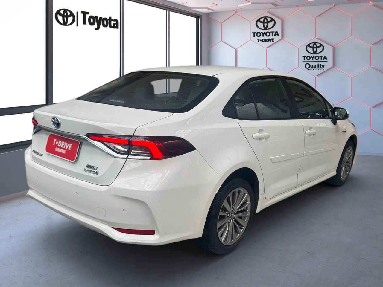 Toyota Corolla Altis Hybrid 1.8 16V Flex Aut., foto 4 de 15