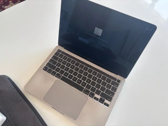 Macbook Pro 2020 M1 8gb RAM 256gb SSD - Notebooks - Santa Teresa