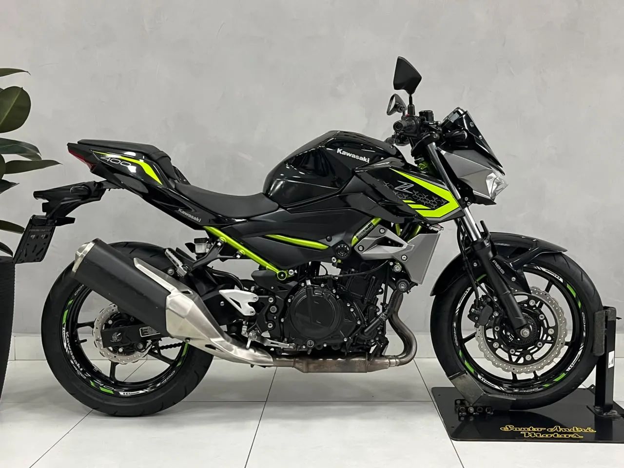 Kawasaki Z 400 - Foto 2