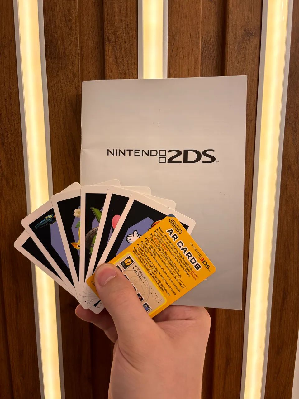 Nintendo 2ds edição Mario kart + caixa e manuais + muitos jogos Pokémon Zelda Mario  - Foto 6