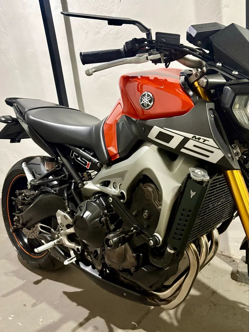 Yamaha MT09 