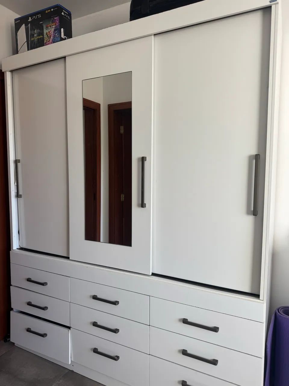 Guarda-Roupa para doação 