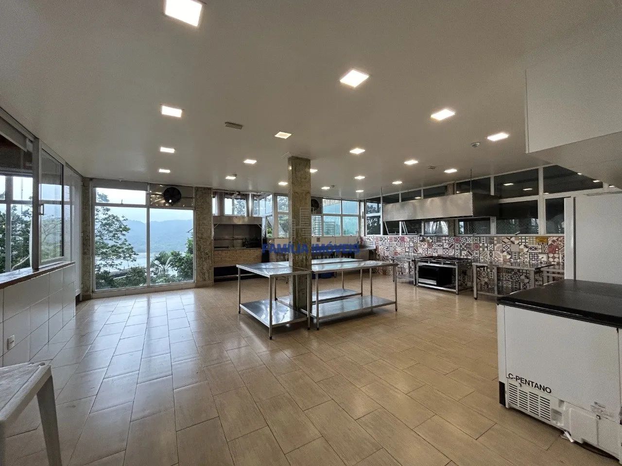 Sala, Terreno, Salão de Eventos à Venda em São Vicente, Ilha Porchat 1.300m² - Foto 5