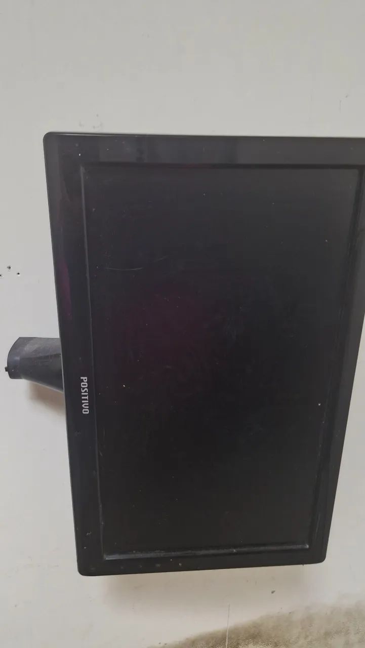 Monitor positivo + suporte de parede articulado