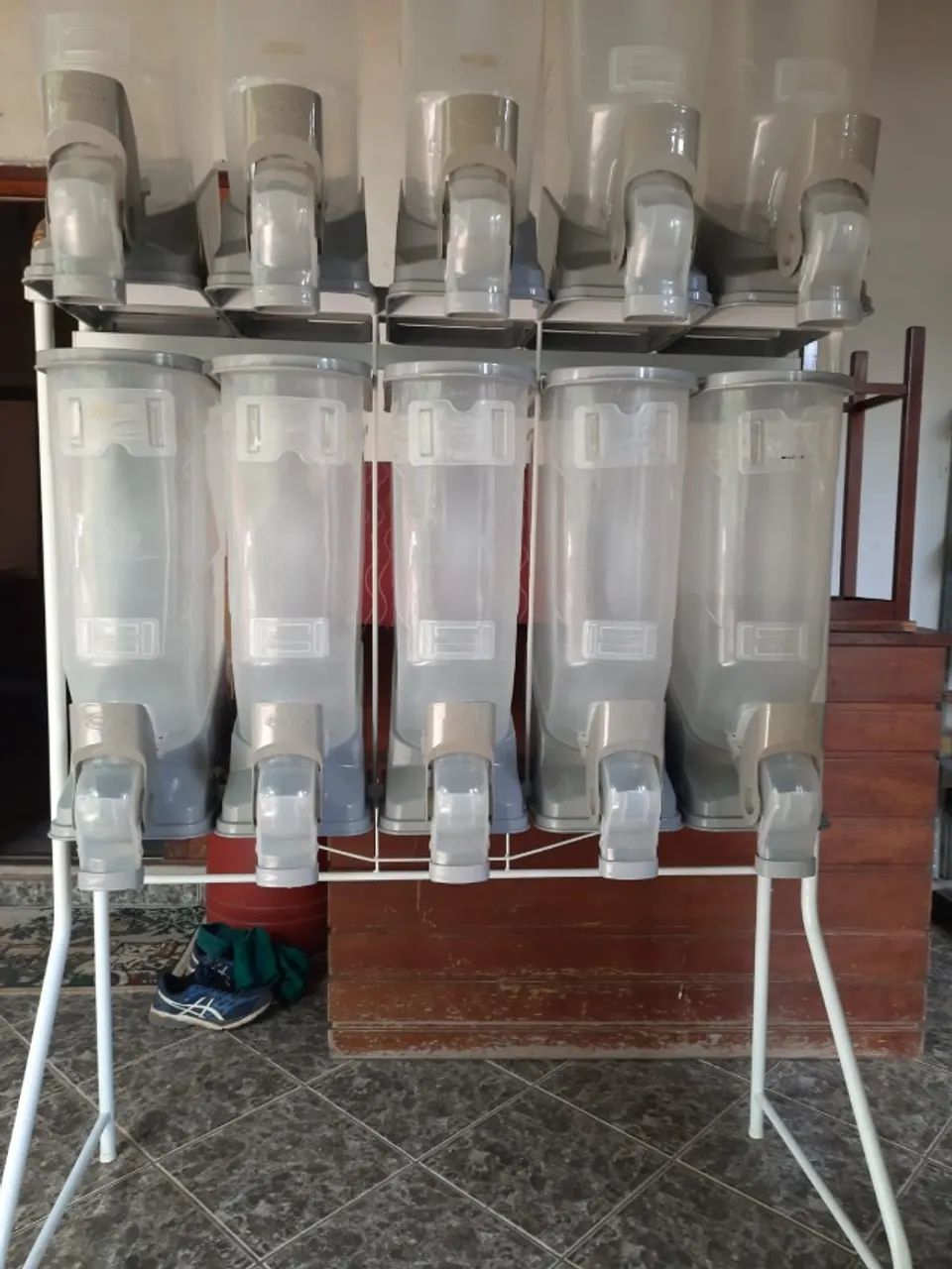 Expositor de ração para petshop - Foto 2
