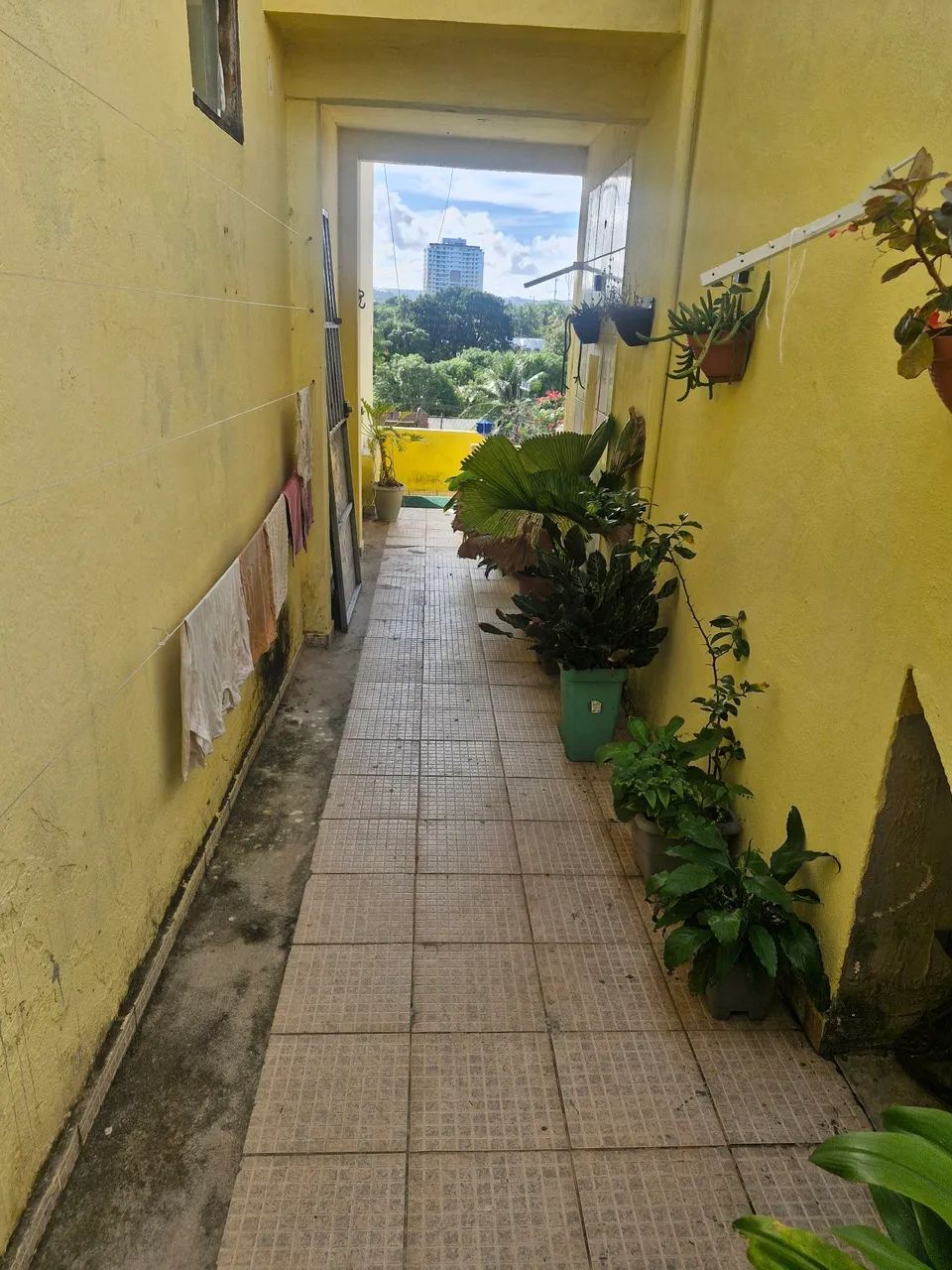 Vende-se prédio com 4 casas totalmente independentes - Foto 5