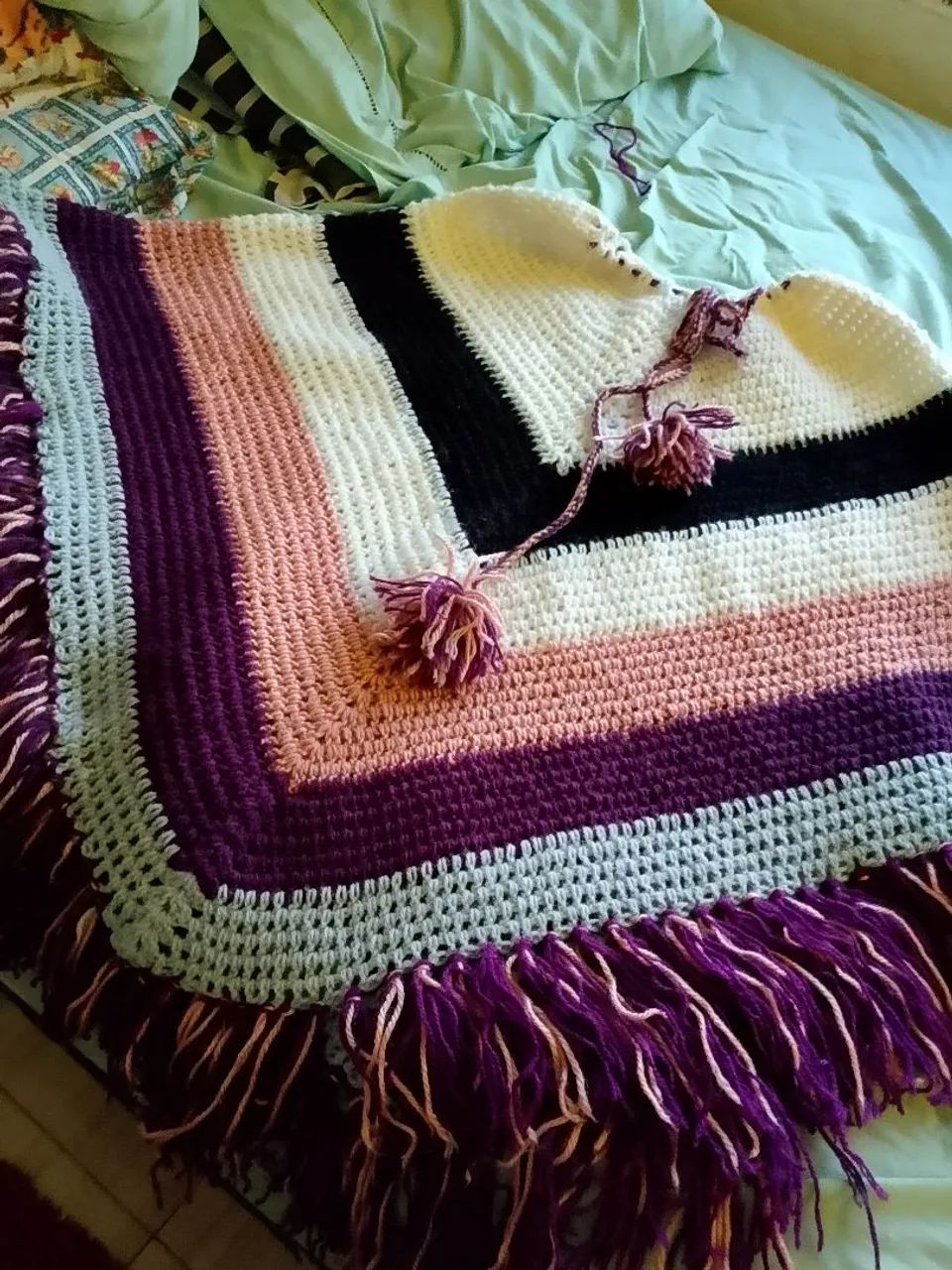 Poncho de crochê  - Foto 2