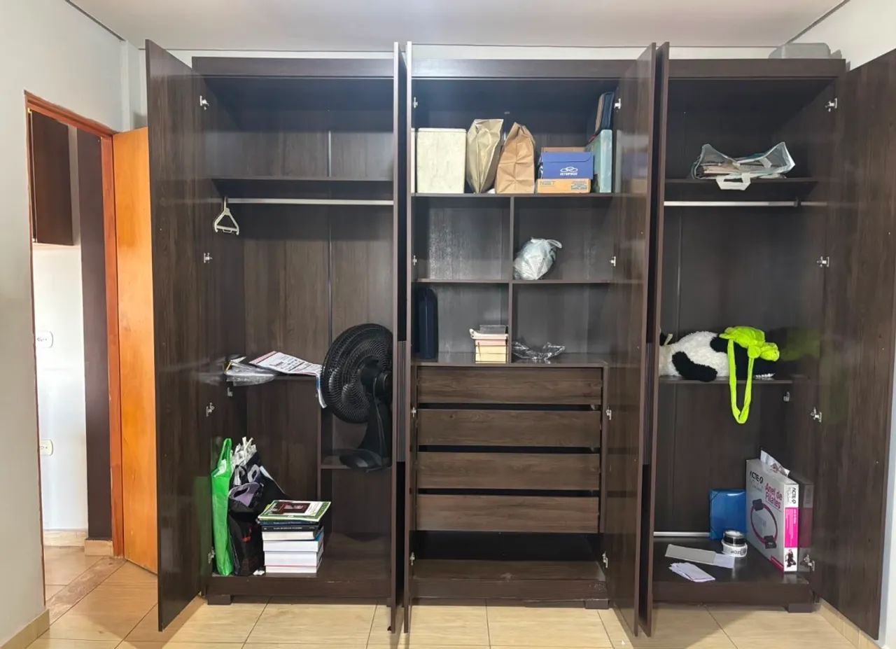 Guarda Roupa grande  - Foto 2