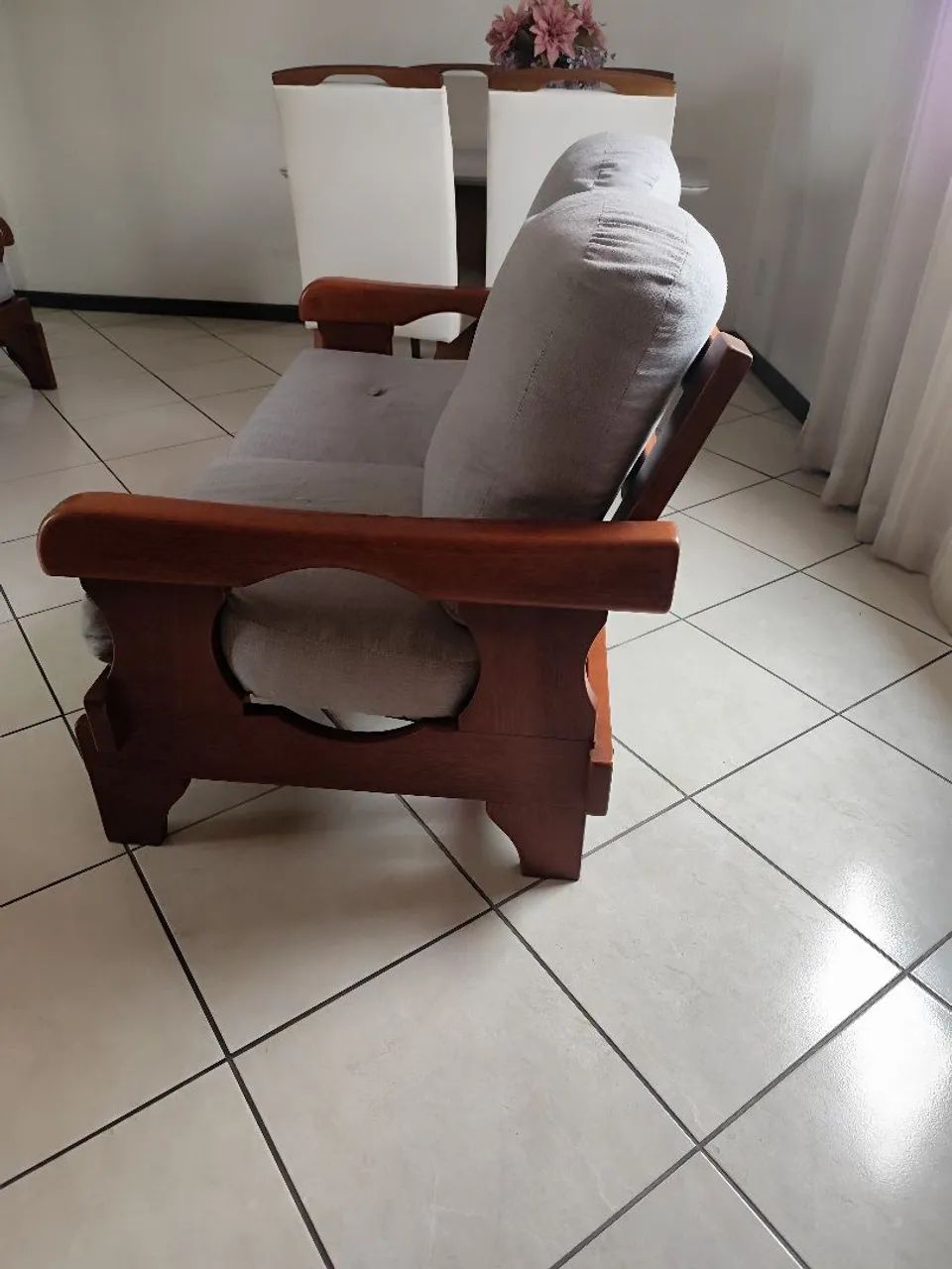Conjunto de sofá em madeira com assentos - Foto 4