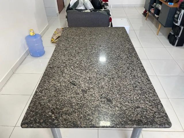 Mesa de Granito com Base Tubular Resistente - 1,42m x 0,80m - Foto 2