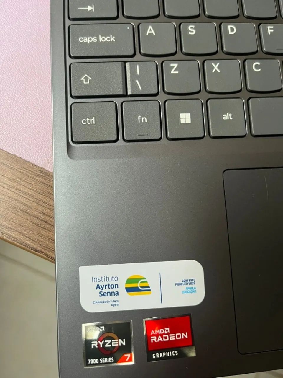 LENOVO IDEAPAD SLIM 3 - RYZEN 7 7735HS - Foto 5