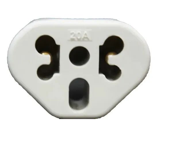 Plug Adaptador de Tomada Universal 10A + 20A - Foto 2