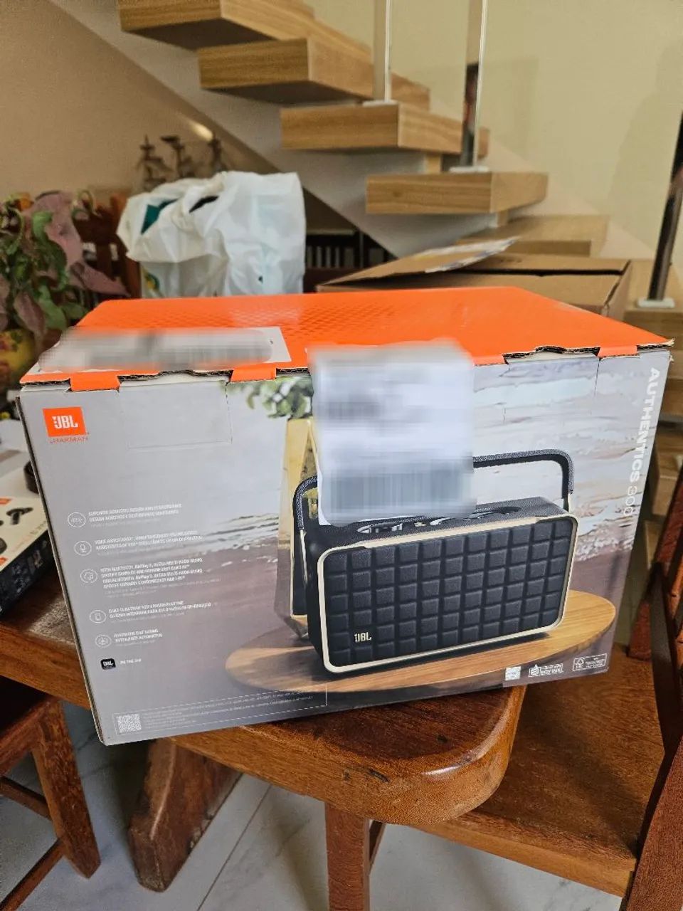 Caixa de som JBL Authentics 300 - 100W RMS - Nova Lacrada