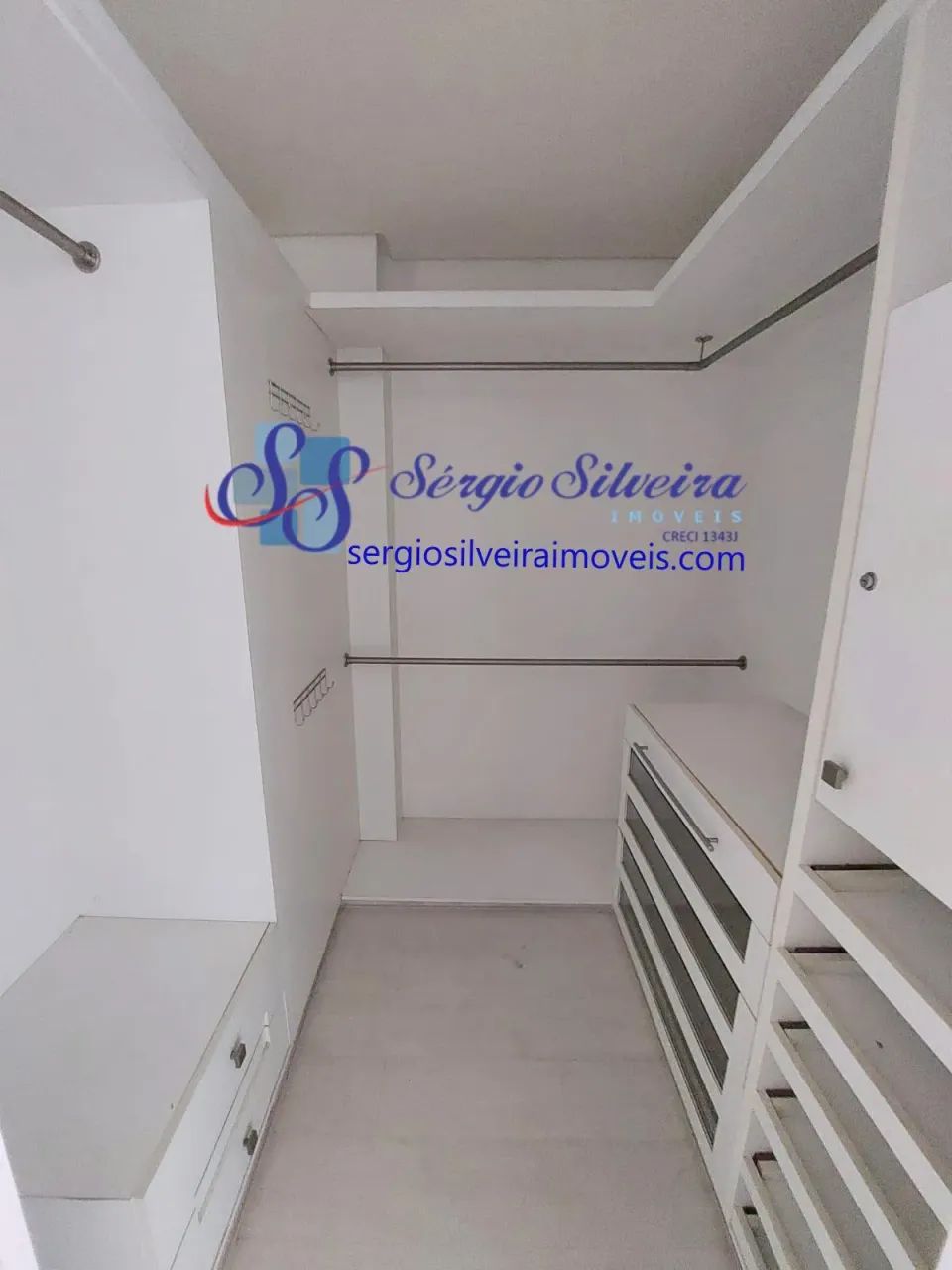 Amplo apartamento com 4 suítes no bairro Guararapes - Foto 12