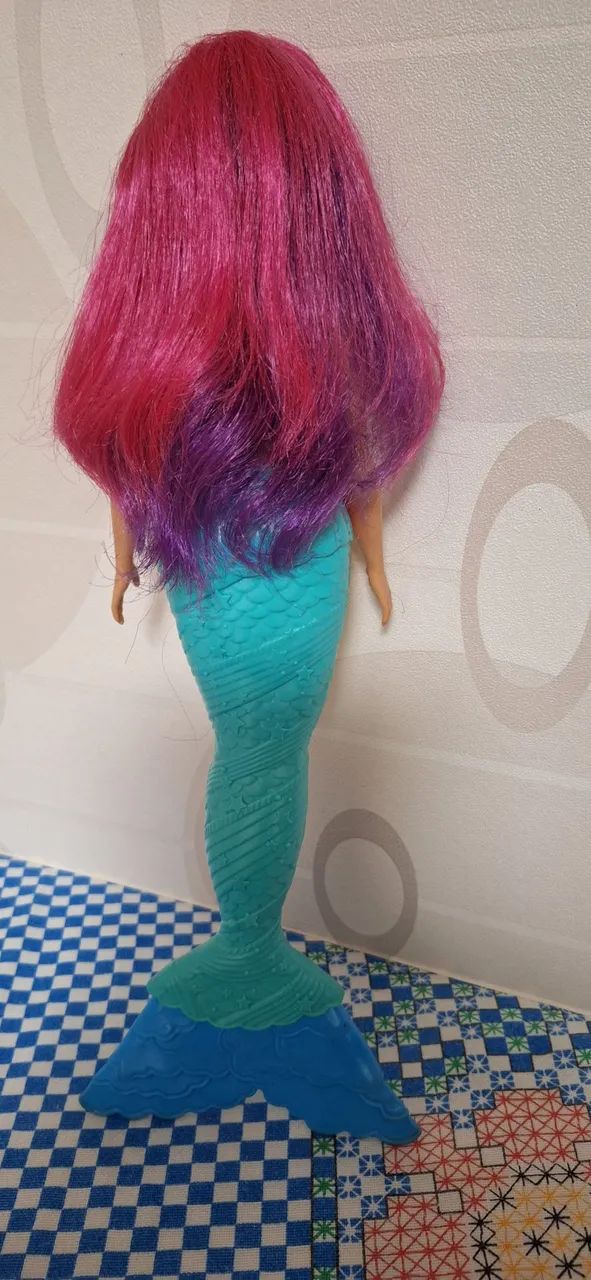 Barbie sereia cabelo duas cores - Foto 2