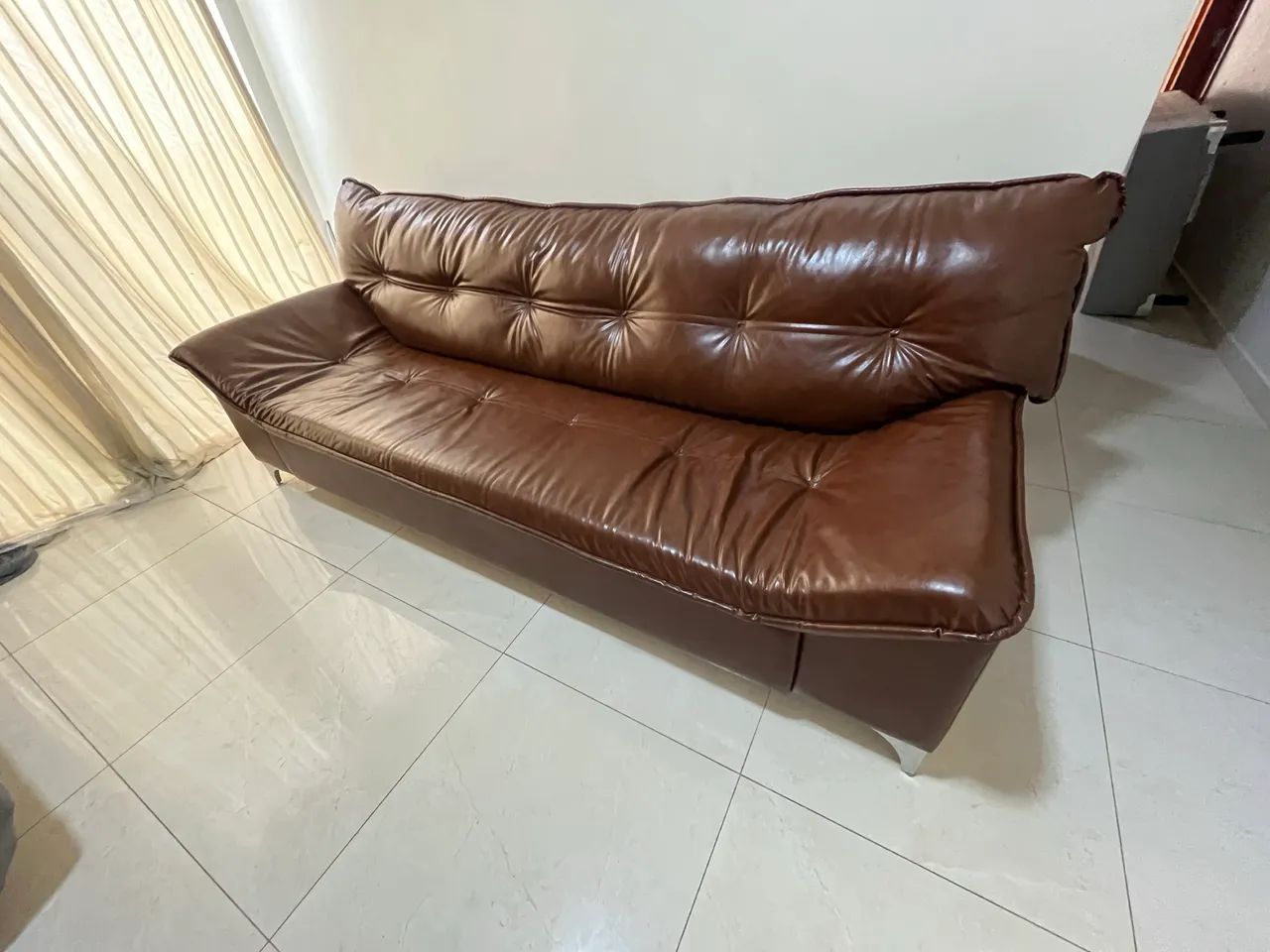 Sofá marrom  - Foto 4