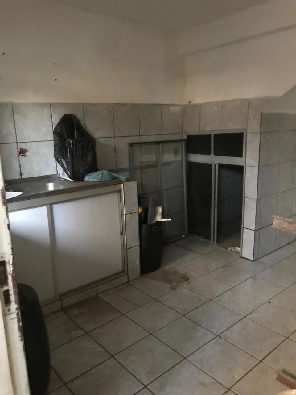 Vendo  prédio no bairro Garoto - Foto 4