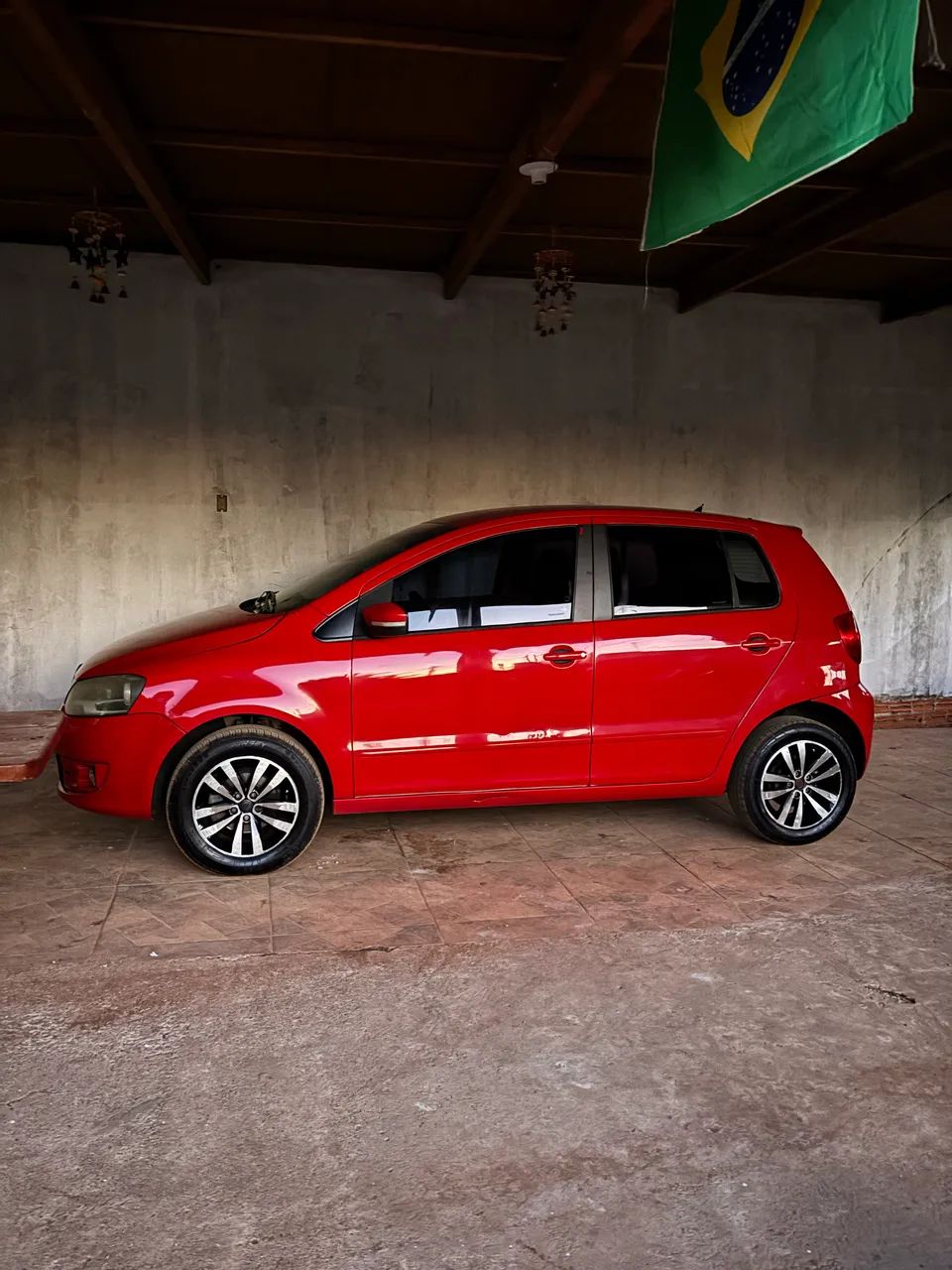Volkswagen Fox 1.0 MI Total Flex 8V 5P 2011