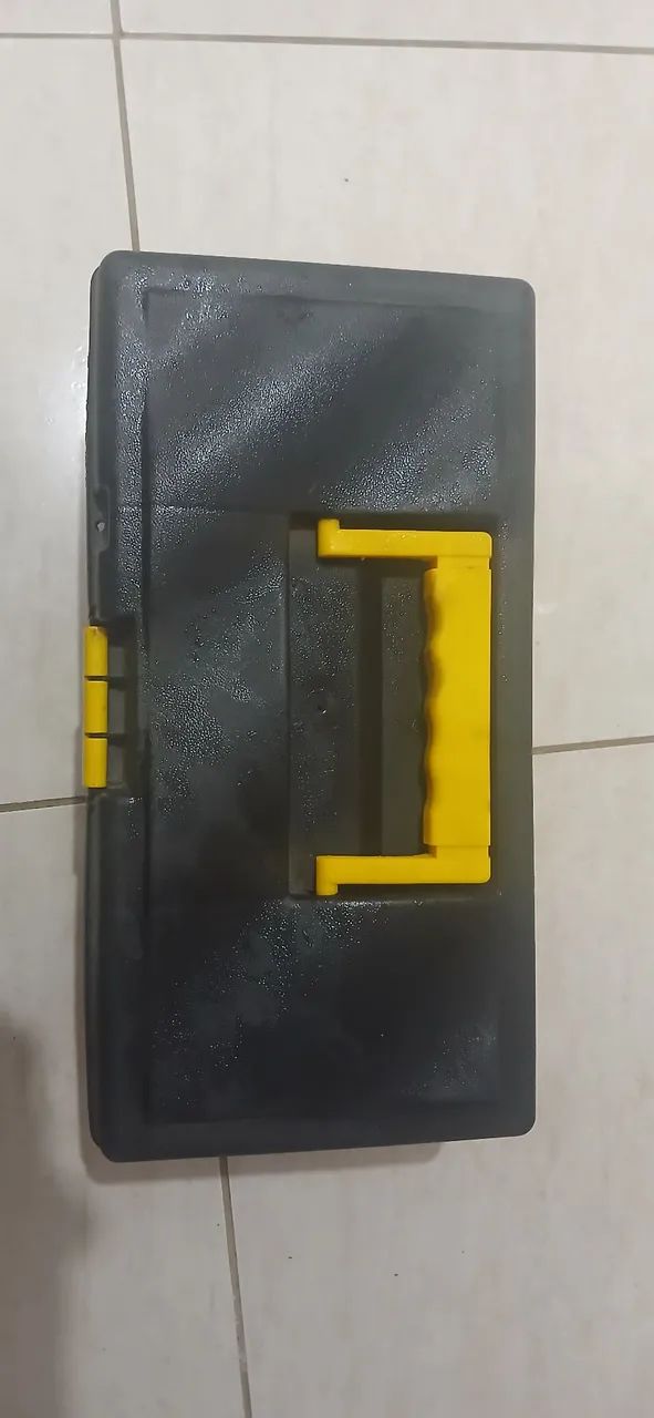 Caixa para ferramentas 