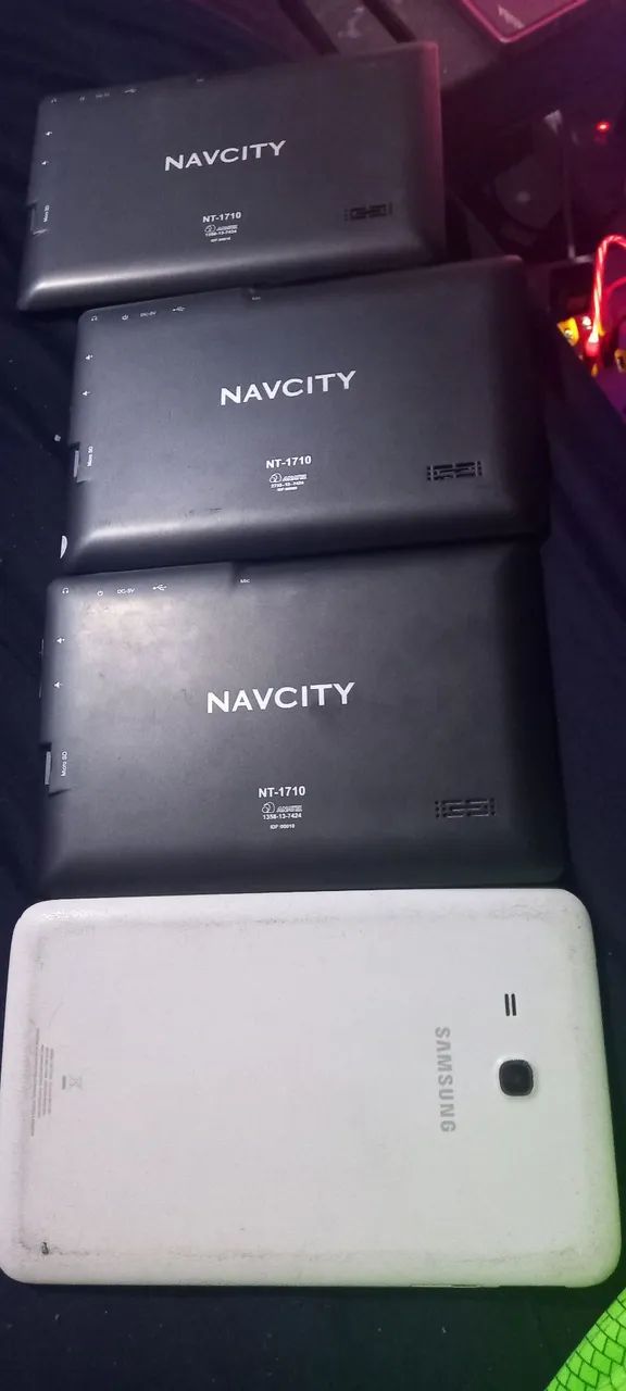 4 tablets .7 polegadas. Pra arrumar .Leia a descrição  - Foto 2