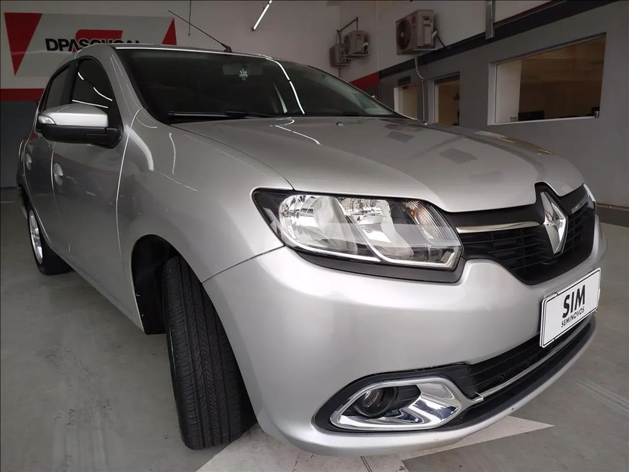 Renault Logan Expression Flex 1.6 16V 4P 2020 - Foto 3