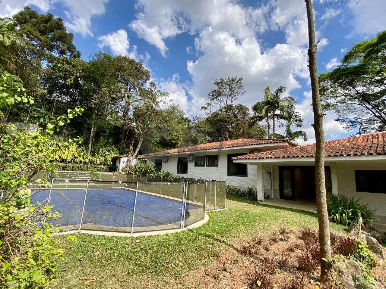 Casa de Condomínio - 4 Dormitórios (Suítes) à Venda ou para Alugar na Chácara Flora - São - Foto 2
