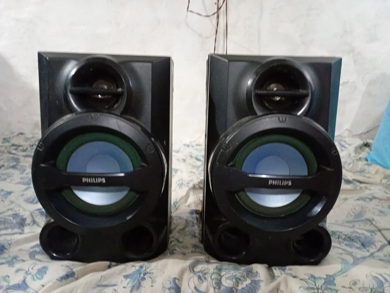 Caixas de som Philips 